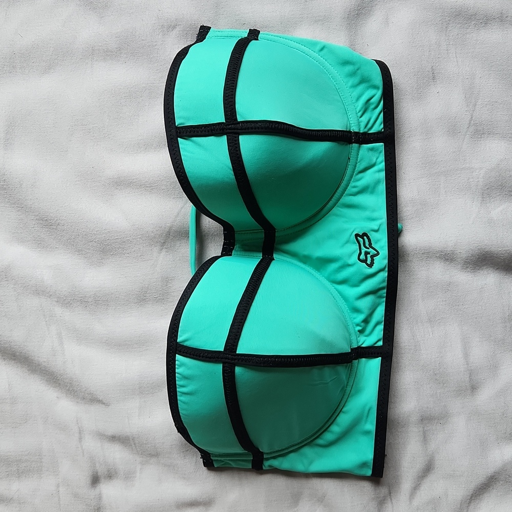 Fox bikini top